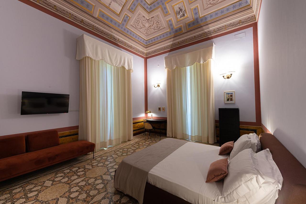 Bed and Breakfast Palazzo Francesco Grassi Aradeo Exteriér fotografie